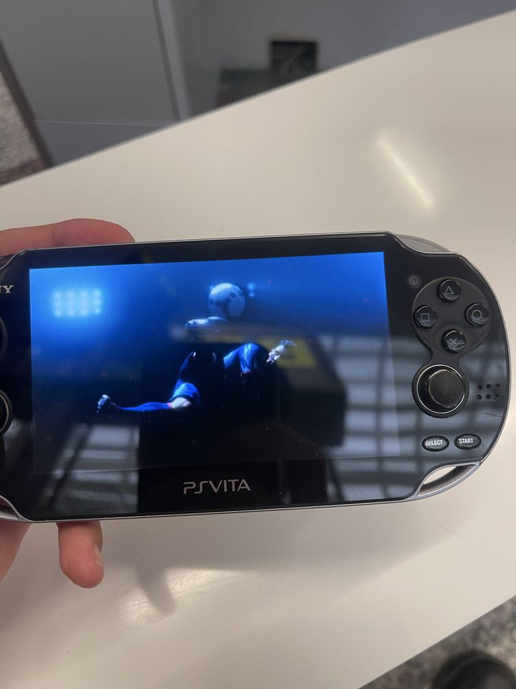 psvita como nova, pouco uso, com 2 jogos