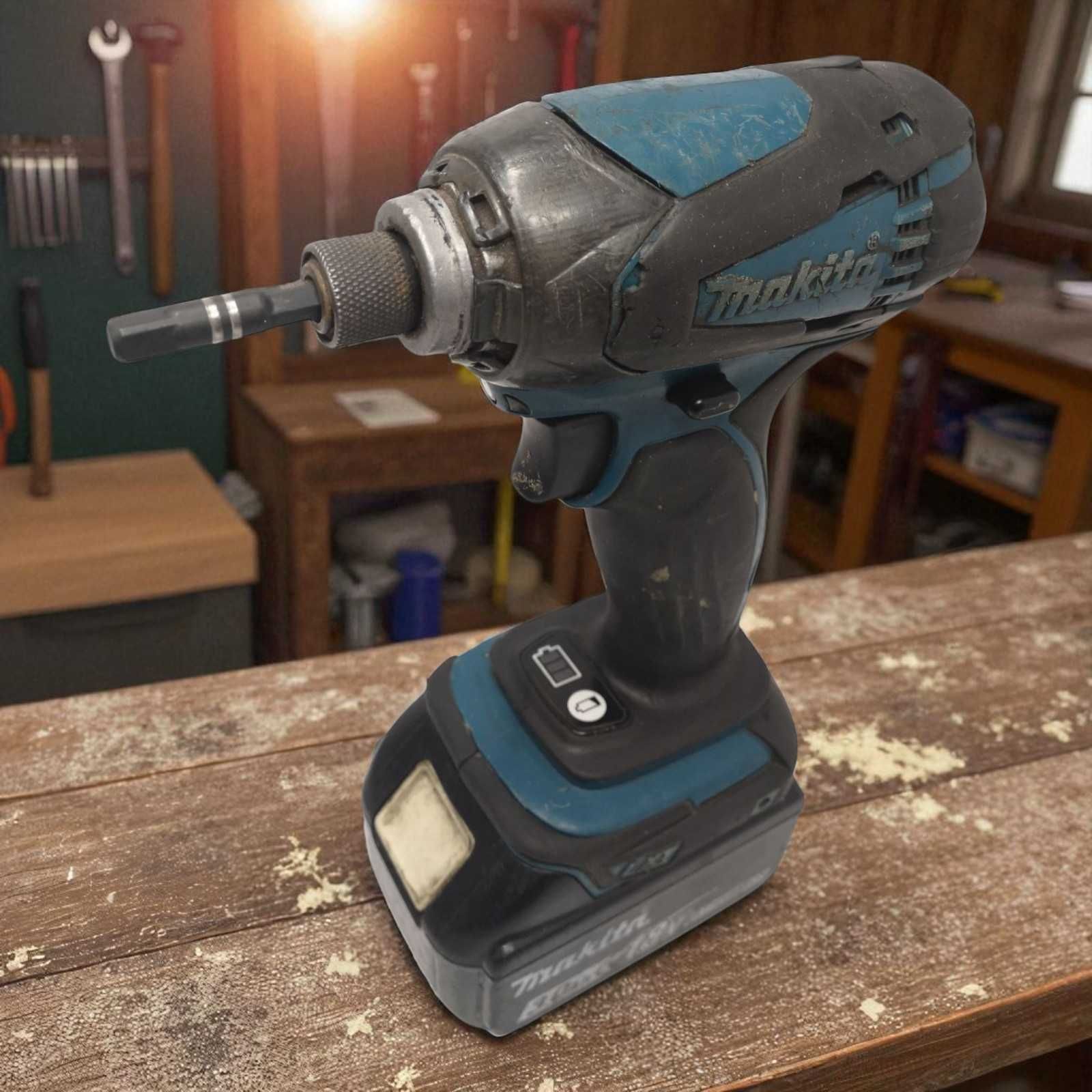 Zakrętarka MAKITA DTD146 + Akumulator 3.0 AH (BL1830B)