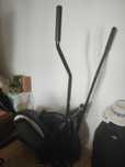Rower treningowy za wyniesienie wersalki.