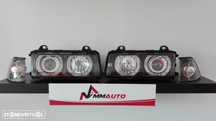 Faróis Angel Eyes BMW E36 Fundo Preto