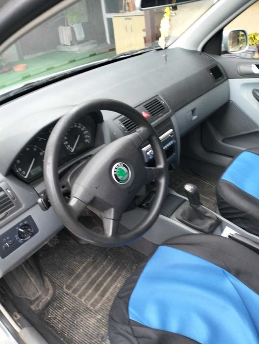 Samochód Osobowy Skoda