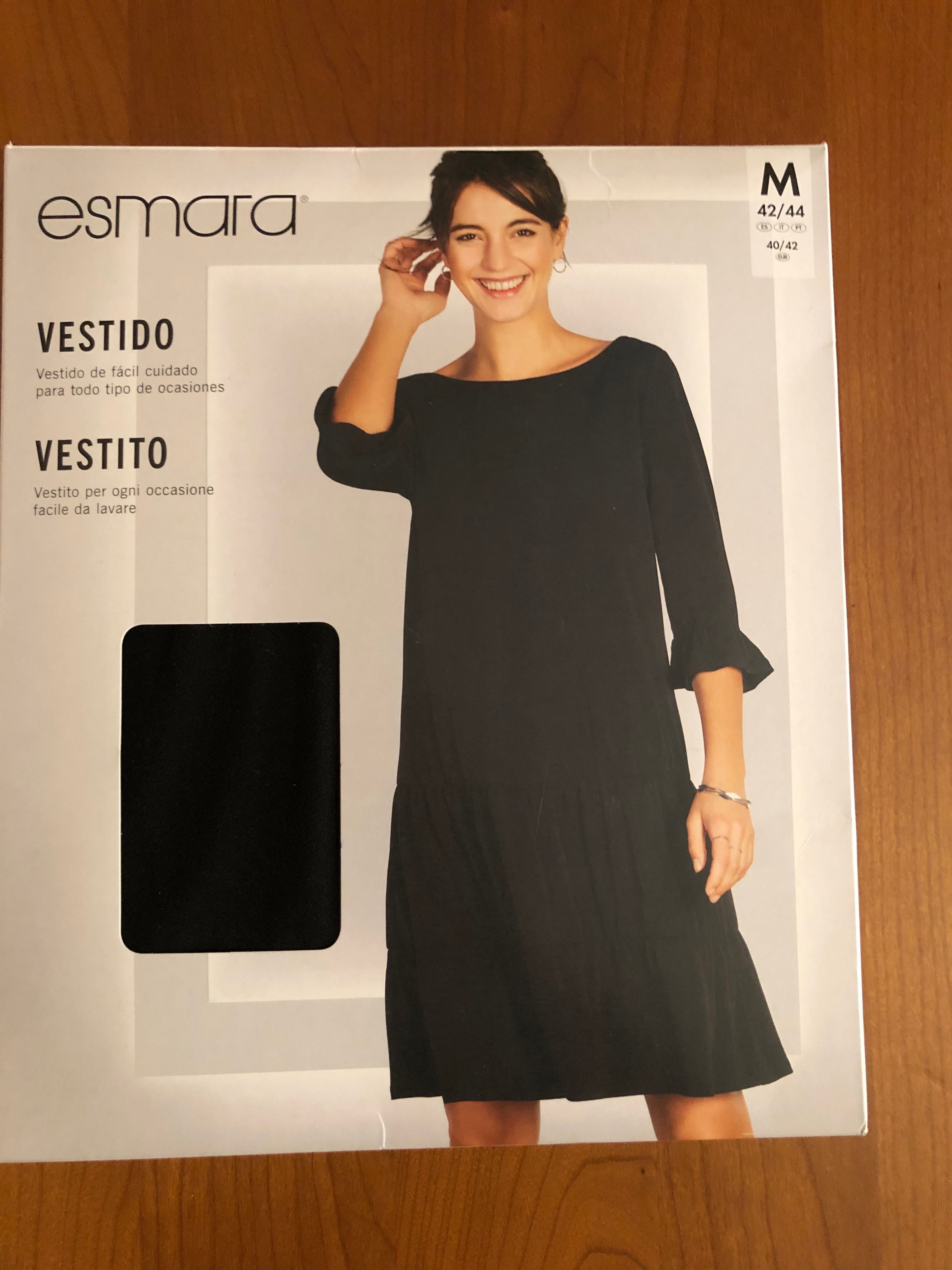 Vestido Novo tamanho M preto ( ainda embalado )