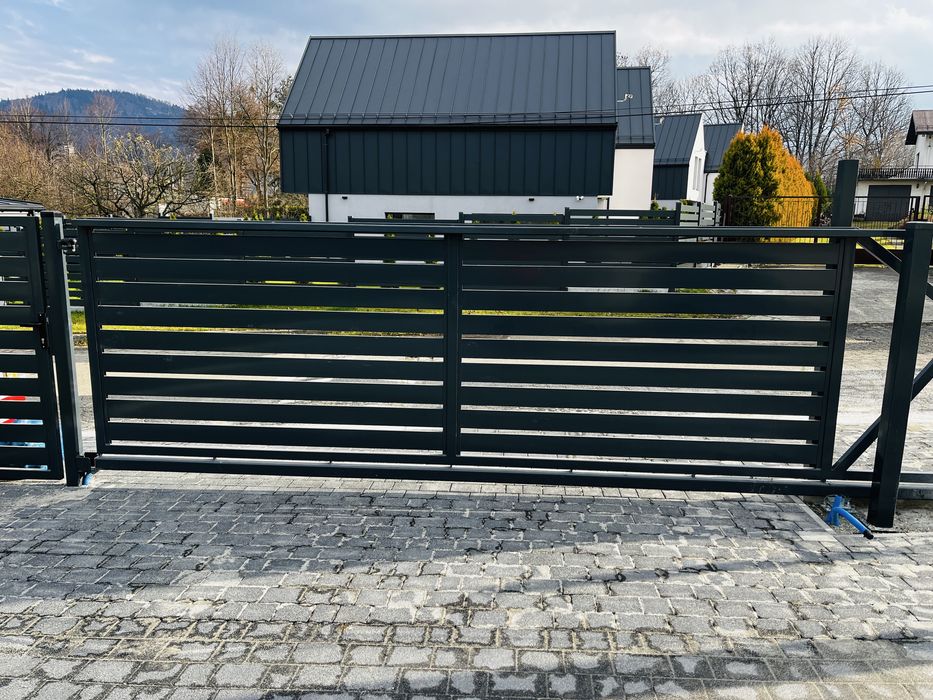 Brama wjazdowa przesówna ocynkowana  grafit