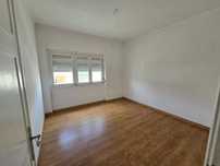 Vende-se Apartamento T2+1_ 3º Andar _Amora
