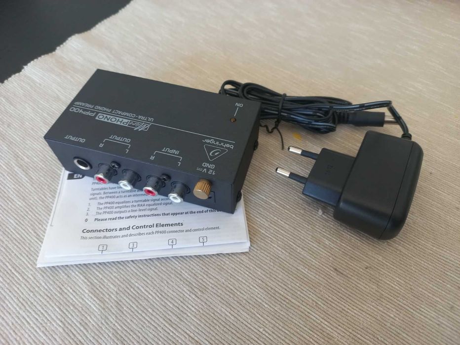 Pré-Amplificador Phono Behringer PP400