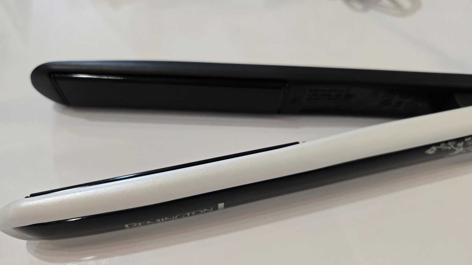 Prostownica Remington S9501 Ceramiczna z regulacją temperatury + etui