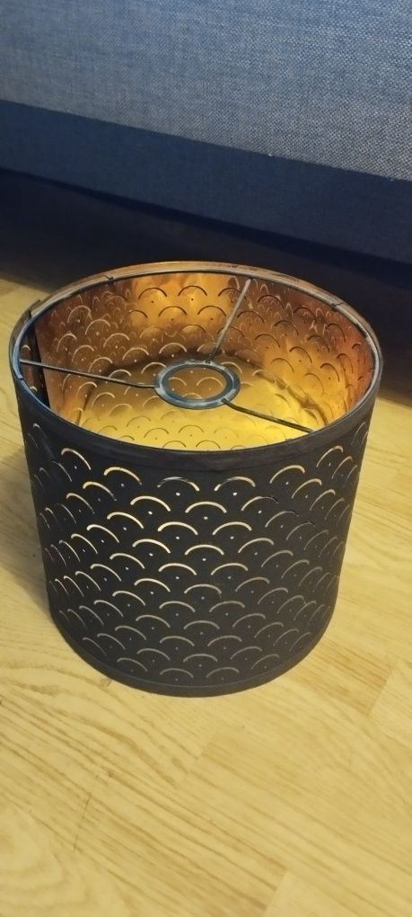 Klosz do lampy abażurowy.