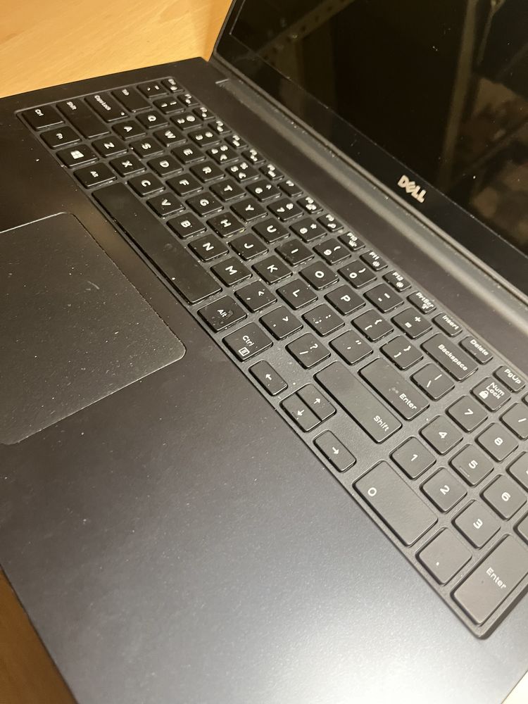 Dell Inspiron 5545 i7