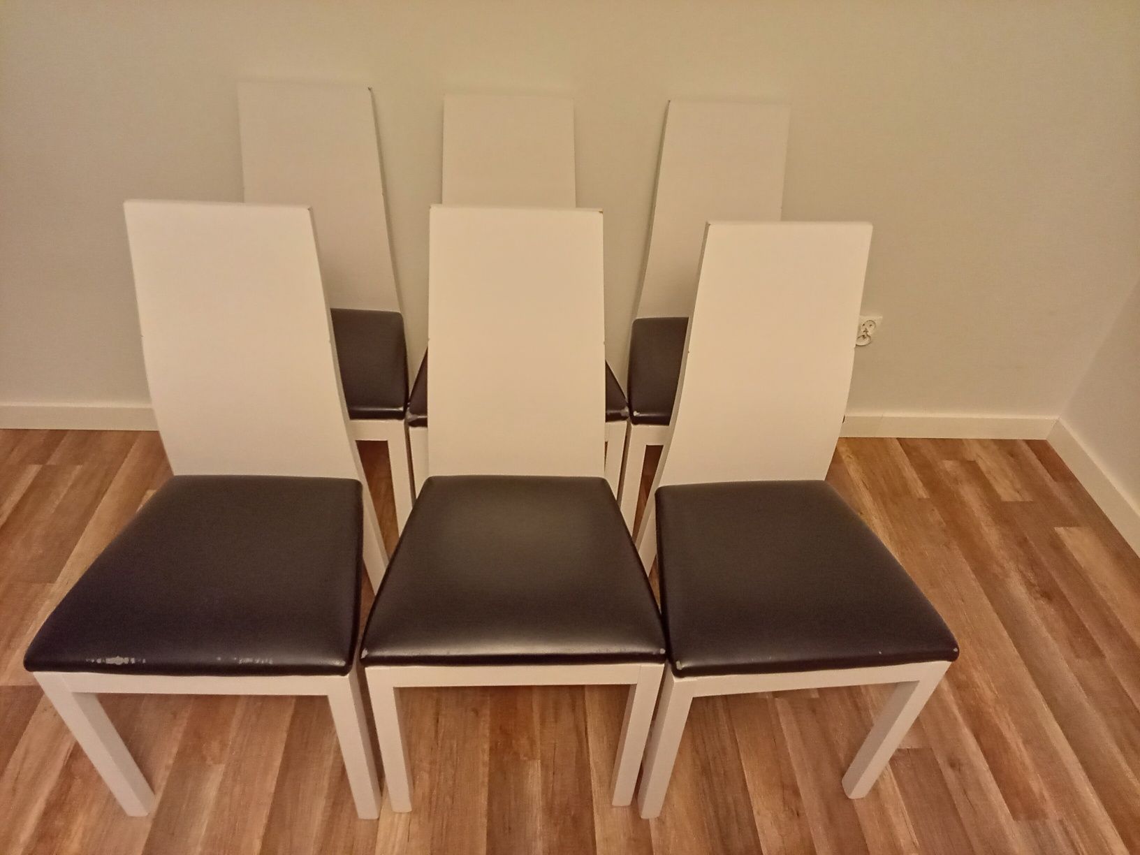 Krzesła białe 6 sztuk