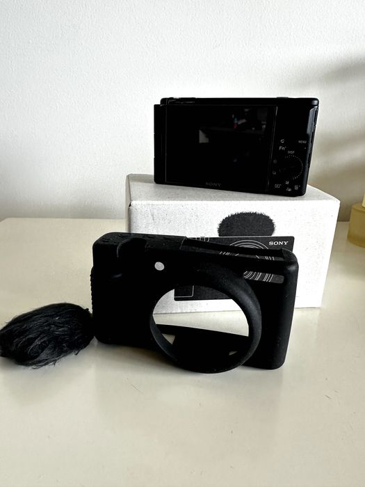 Sony ZV-1M2 em ótimo estado!