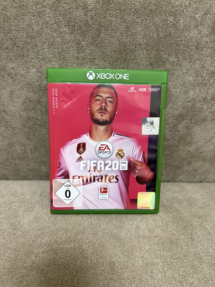 Продається XBOX One S 1tb