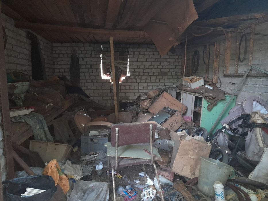 Продаю гараж можна на розбір.