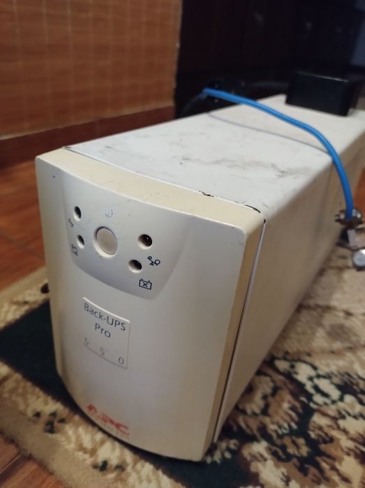 Безперебійник Back UPS 650 акумулятор автобезперебійне живлення