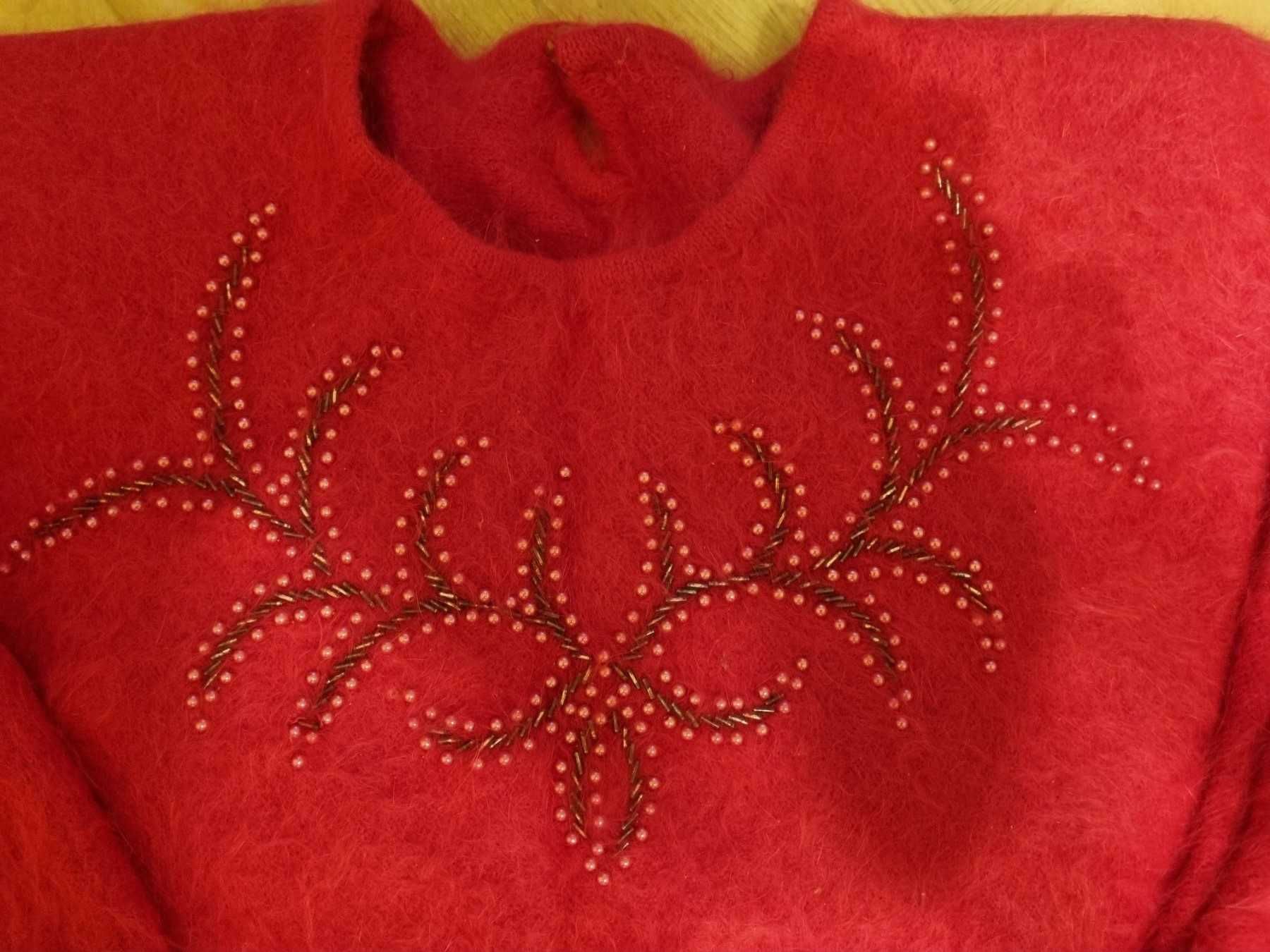 Продам женский  джемпер из ангоры р.48