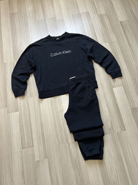 Костюм Calvin Klein M оригинал