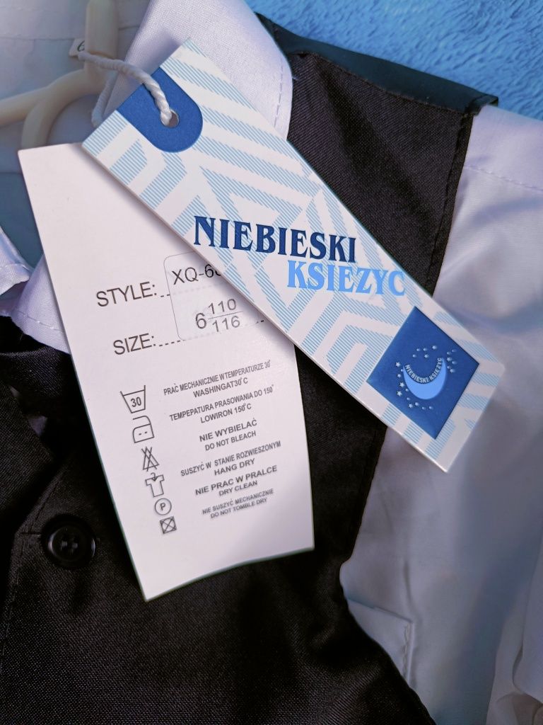 Nowy garnitur dla chłopca Zestaw 5 elementów, komunia św., chrzest