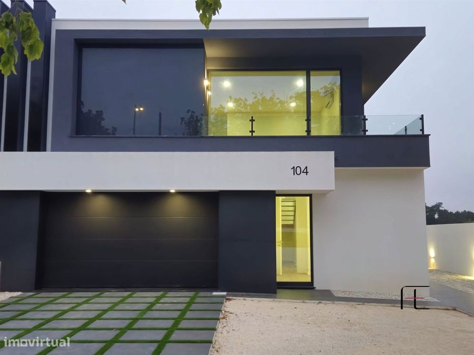 Moradia Geminada T4 Venda em Santa Joana,Aveiro