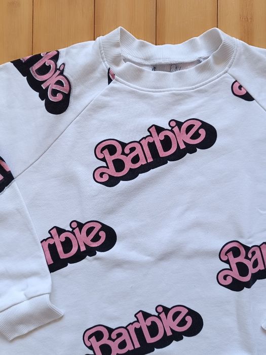 Sweatshirt branca com estampa Barbie