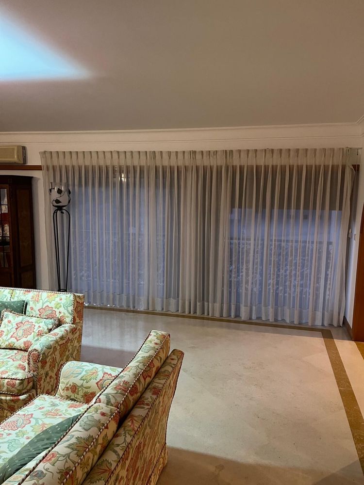 Arrendar T3+1 com 200m2 mobilado e equipado em Linda a Velha