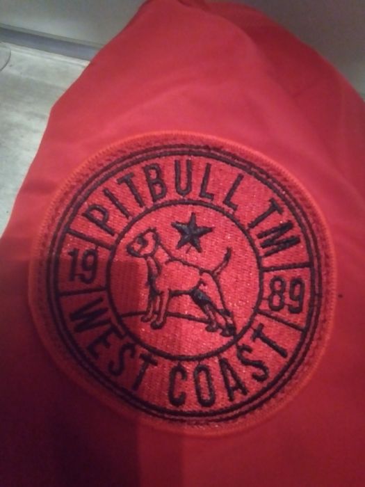 #PITBULL # Damska kurtka bomberka