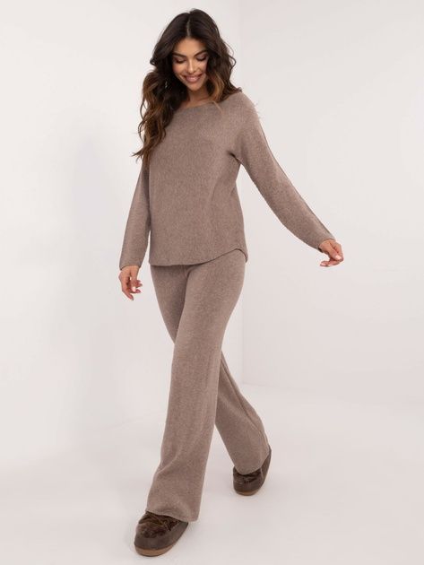 Ciemnobeżowy dzianinowy komplet ze spodniami new collection ciemny beż