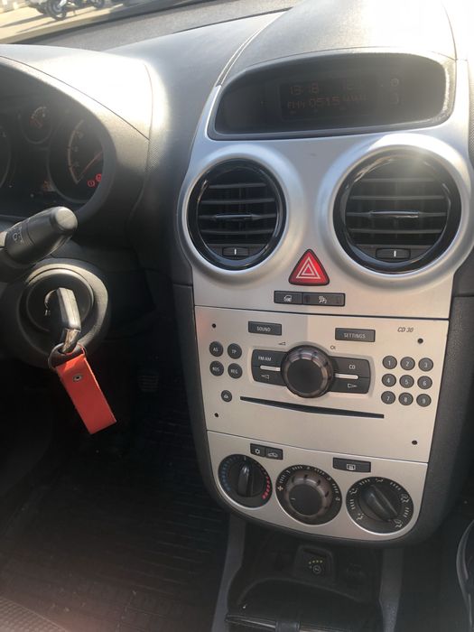 Продам економну машинку Opel Corsa 2011 р.