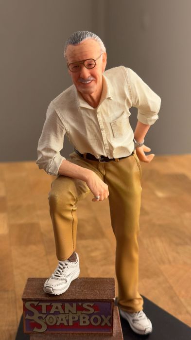 Stan Lee Iron Studios