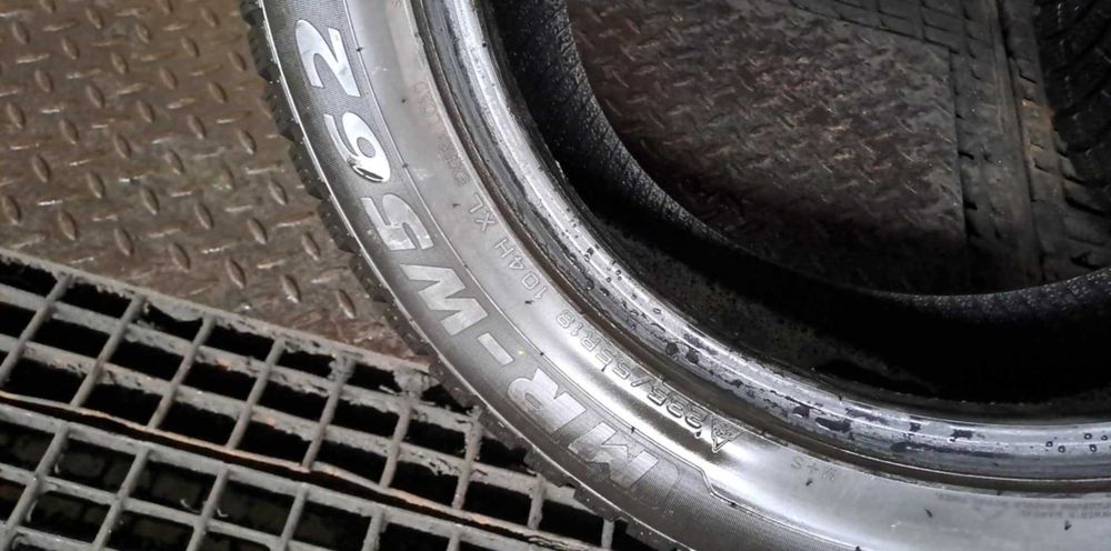 Opony Mirage MR-W562 235/55 R18 104 H