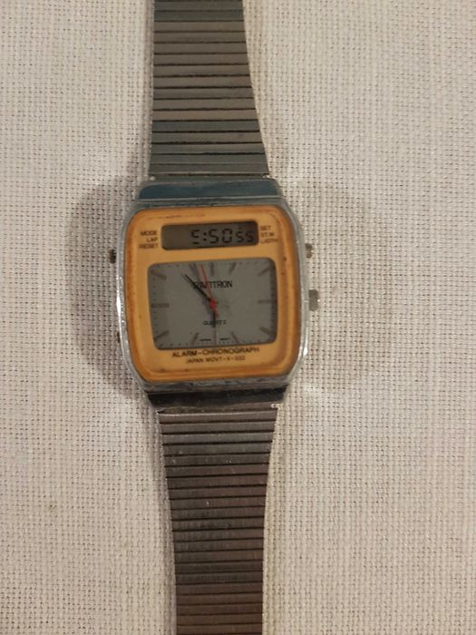Zegarek nareczny RAFTRON V-032 Quartz Japan LCD elektroniczny analogow