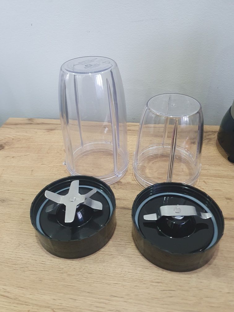 Blender Kielichowy Russell Hobbs Nutri Boost 700W