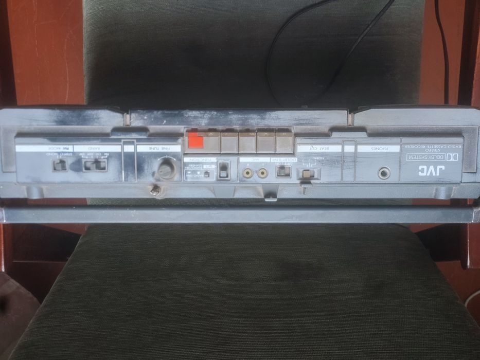Магнитофон JVC RC-770LS.