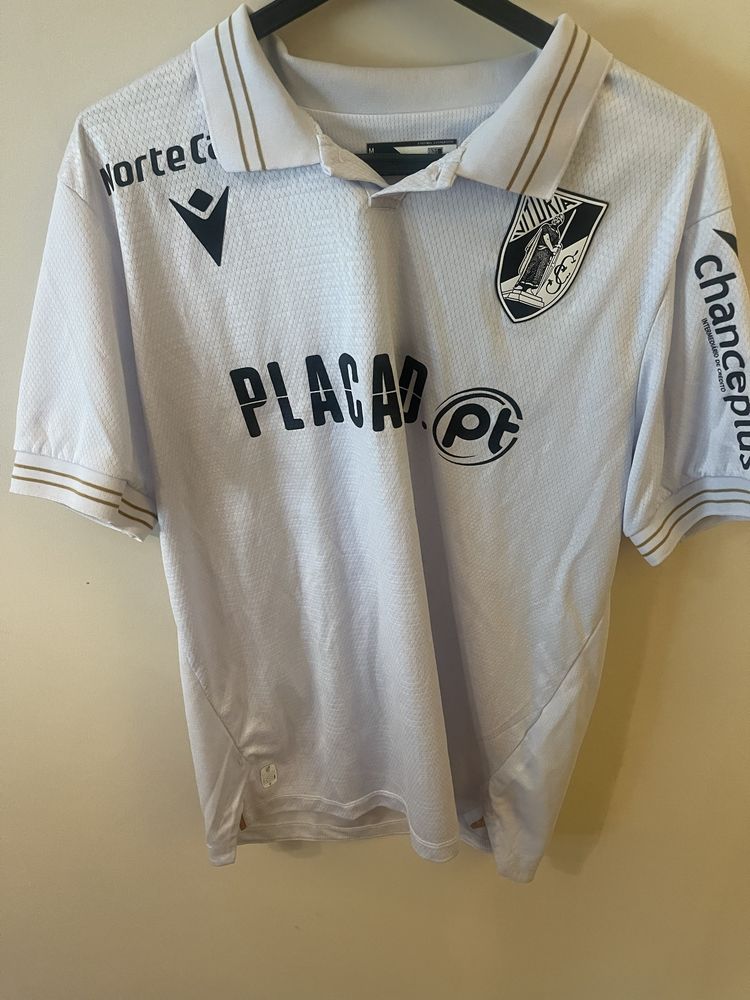 Camisola  branca  vitoria sport clube
