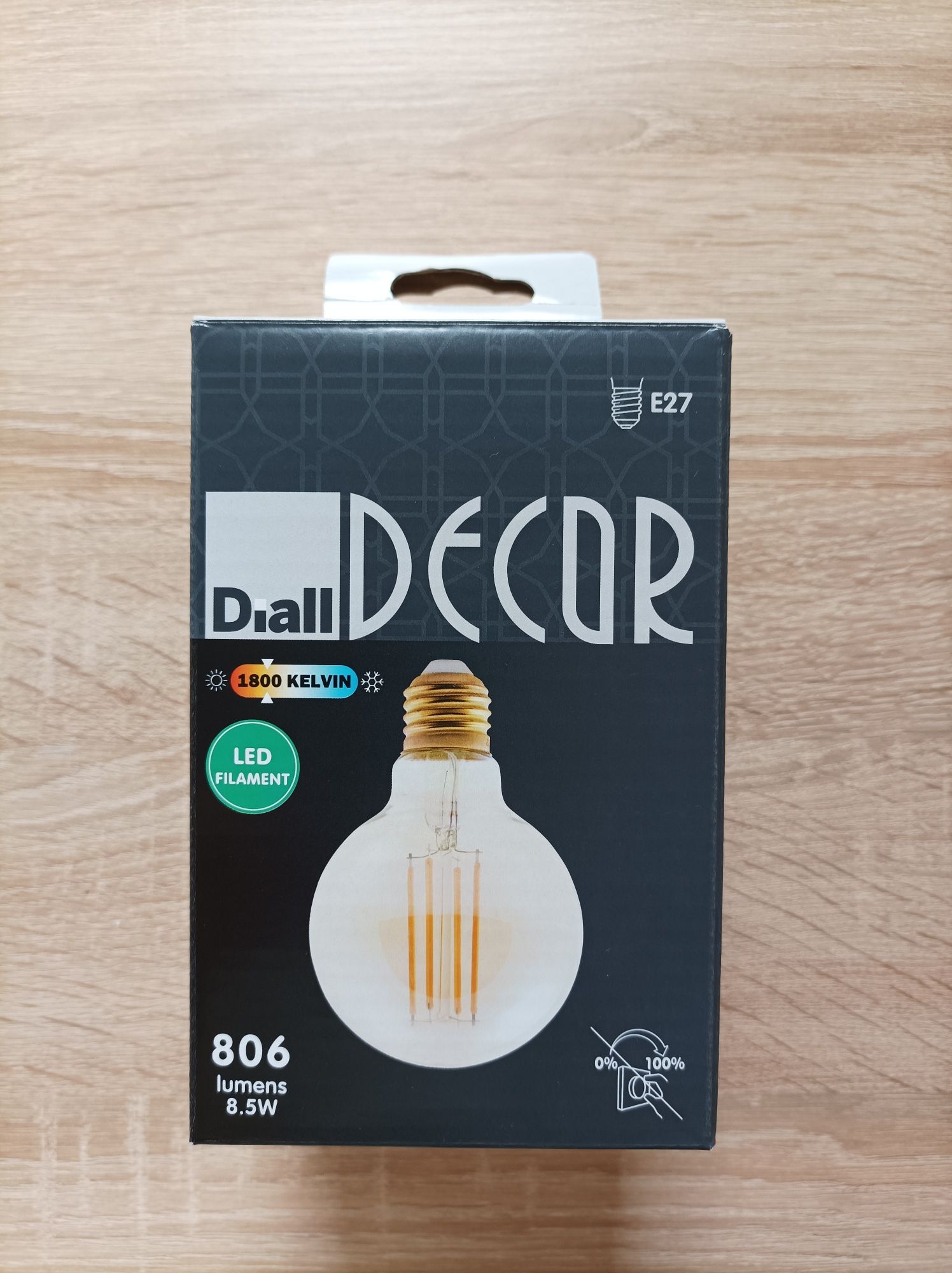 Żarówka dekoracyjna LED Diall E27 8,5 W 806 lm przezroczysta ciepła