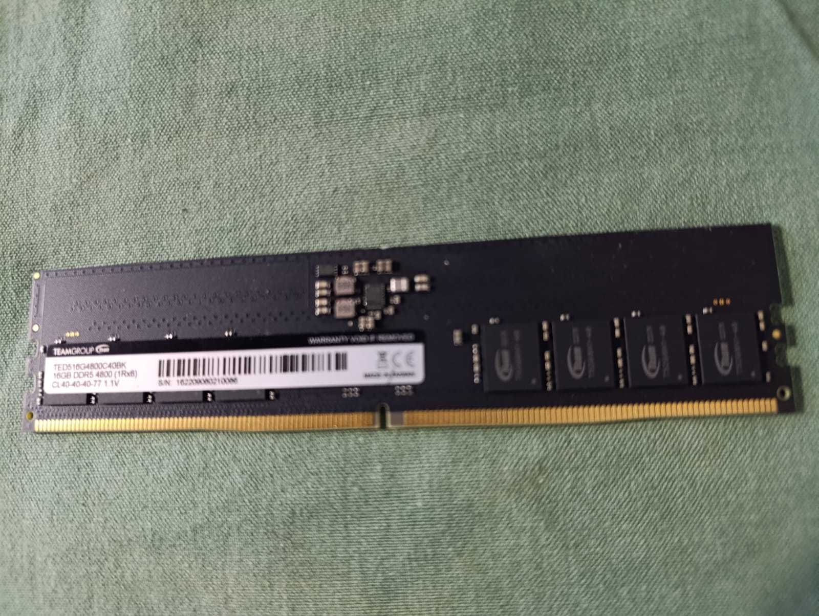 Memória RAM Team Group - 16GB DDR5 4800MHz Elite Plus Preto CL40