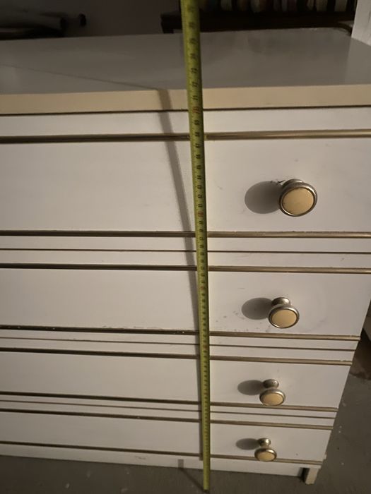 Mesas de cabeceira e comoda