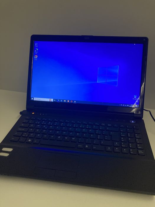 Portatil Clevo w150er