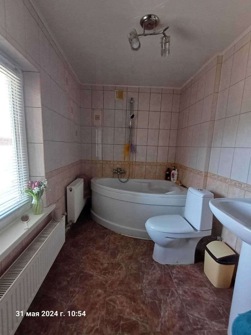 GA S4 Продам  1/2 дома Харьковский область г. Южный