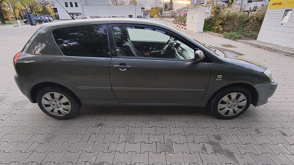 Toyota Corolla 1.6 świeże opłaty