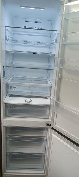 Lodówka Samsung No Frost 203cm RB38T676CSA