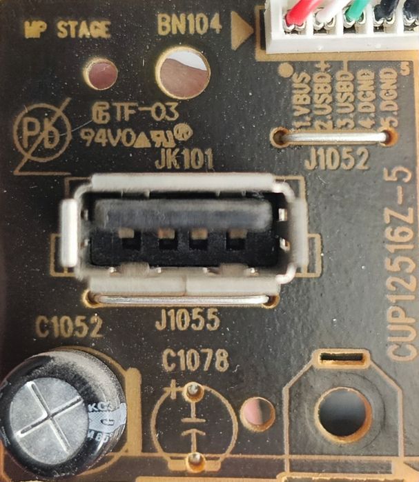 Amplituner Denon AVR-X1000 na części