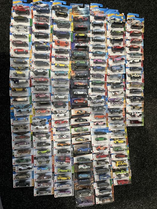 Колекція hot wheels