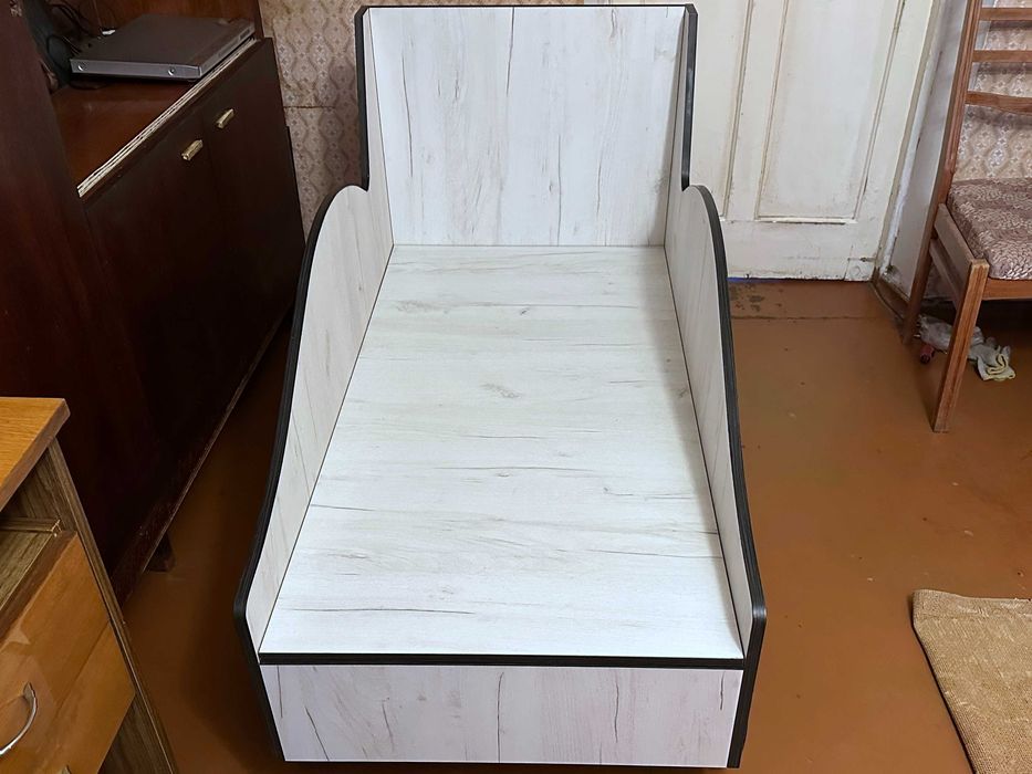 Дитяче ліжечко Машина з матрацом 61 см x 122 см Детская кровать Ліжко