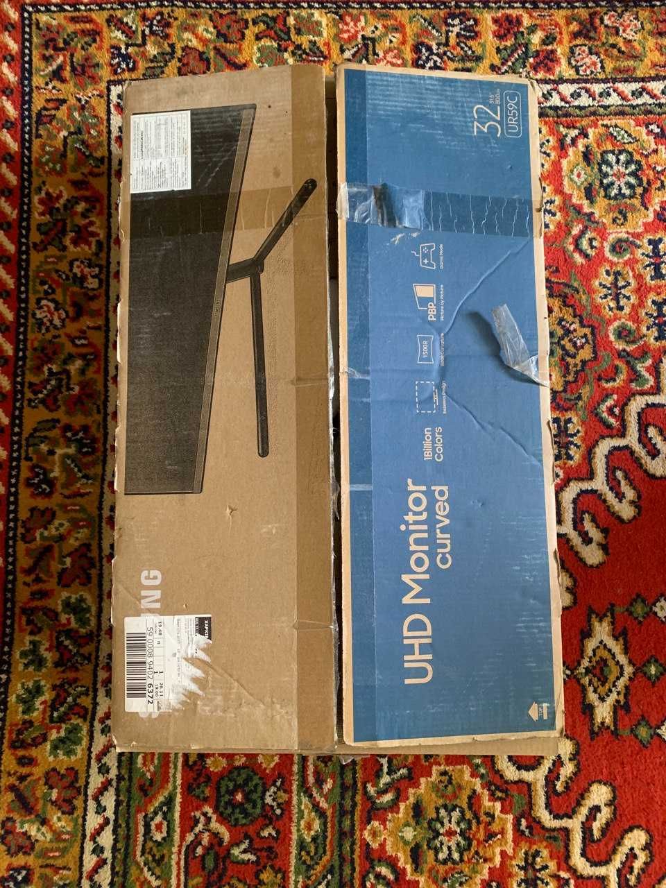 Samsung UHD Monitor Curved 32" UR59C (Розбита матриця)