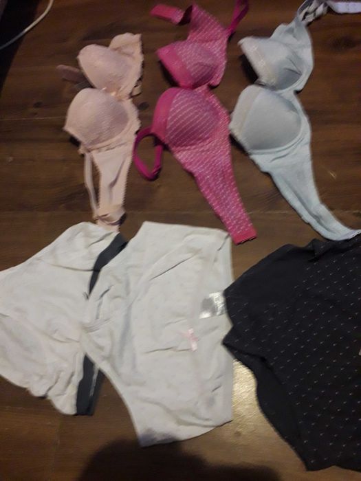 zestaw staników i majtek dla dziewczynki