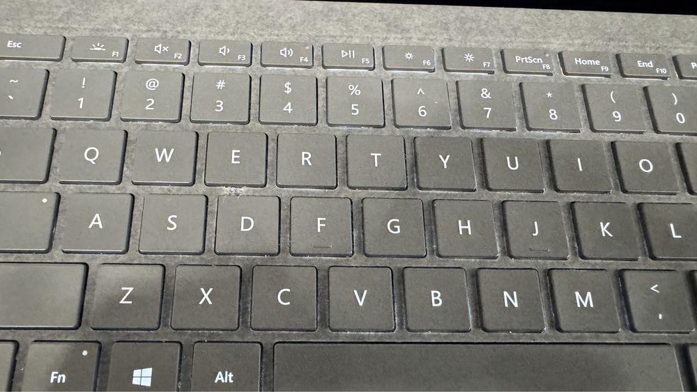 Microsoft Surface Laptop 4 Ryzen 4680u