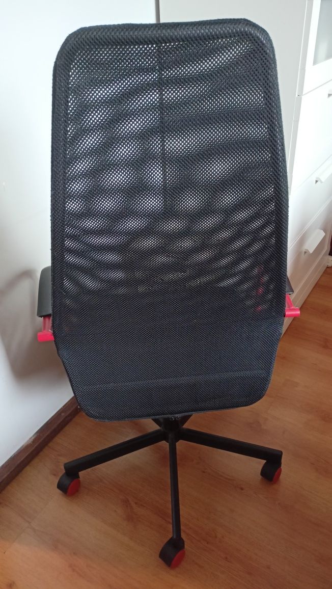 Fotel gamingowy Ikea - jak nowy, krzesło obrotowe