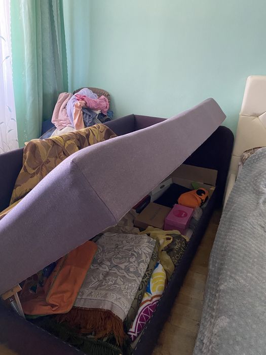 Диван в доброму стані, дитячий