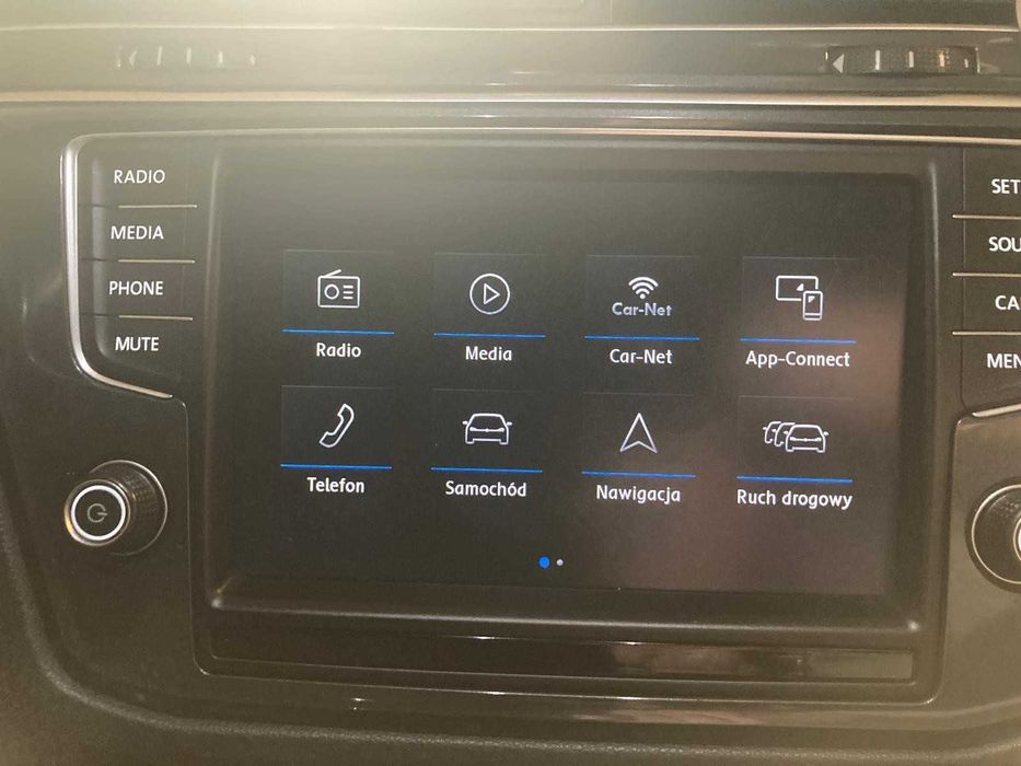 Apple CarPlay Android Auto  Volkswagen MST2 MIB2 Discovery Media