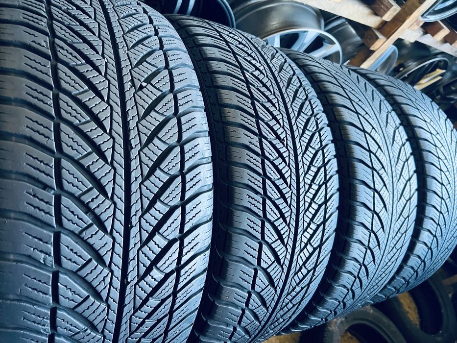 Шини Резина Зимові 23Рік 245 45 18 Goodyear Ultragrip 8 Performance 4ш