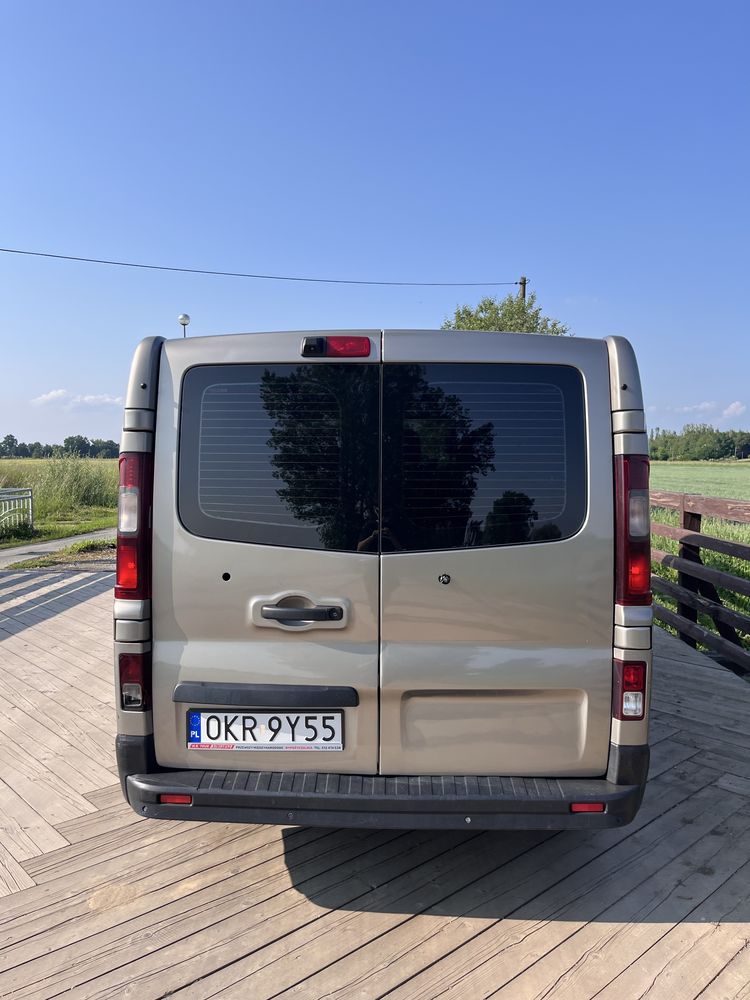 Renualt Trafic 2015 1.6 140 km 9 osobowy